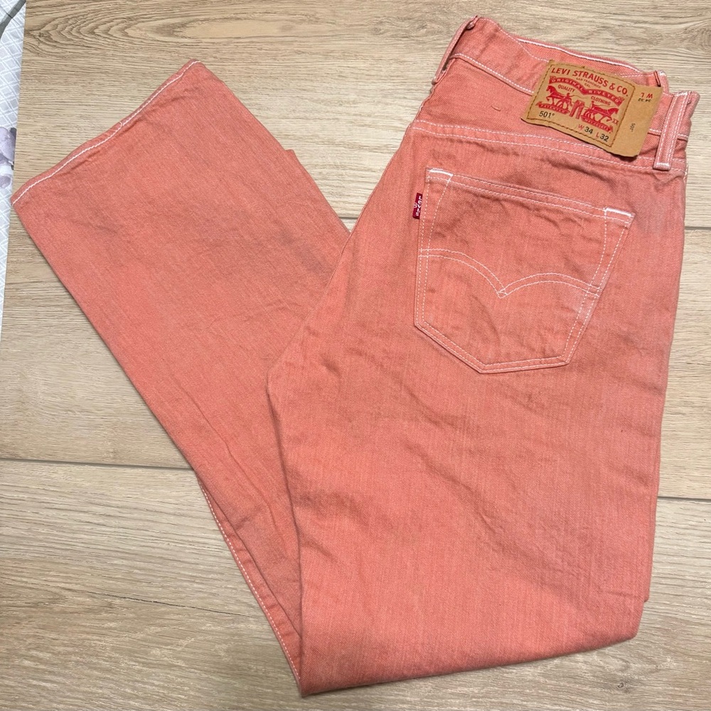 Levi's 501 34X32 Men's Coral Straight Leg Jeans